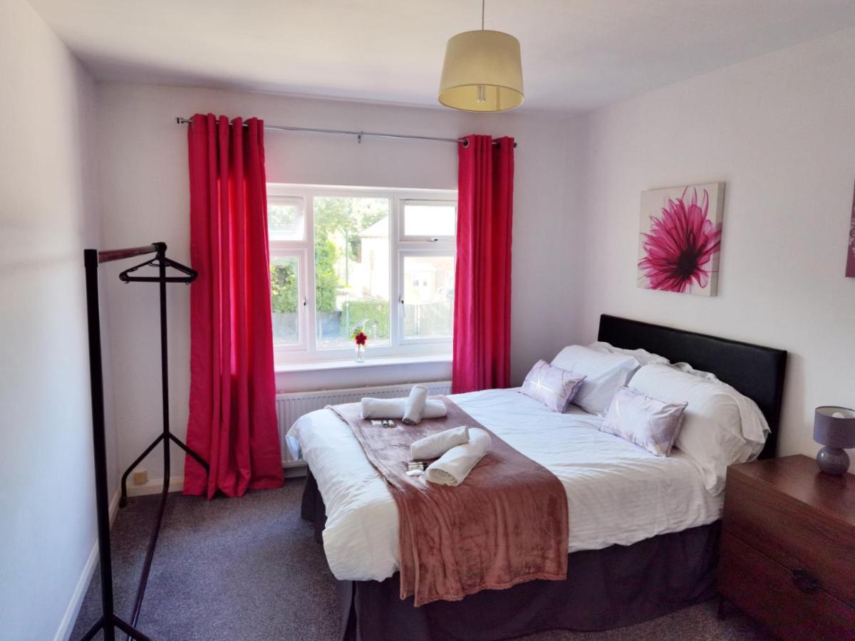 Villa Perry Road, Beautiful Large House Available For Guests And Contractors Parking Wifi Nottingham Exterior foto