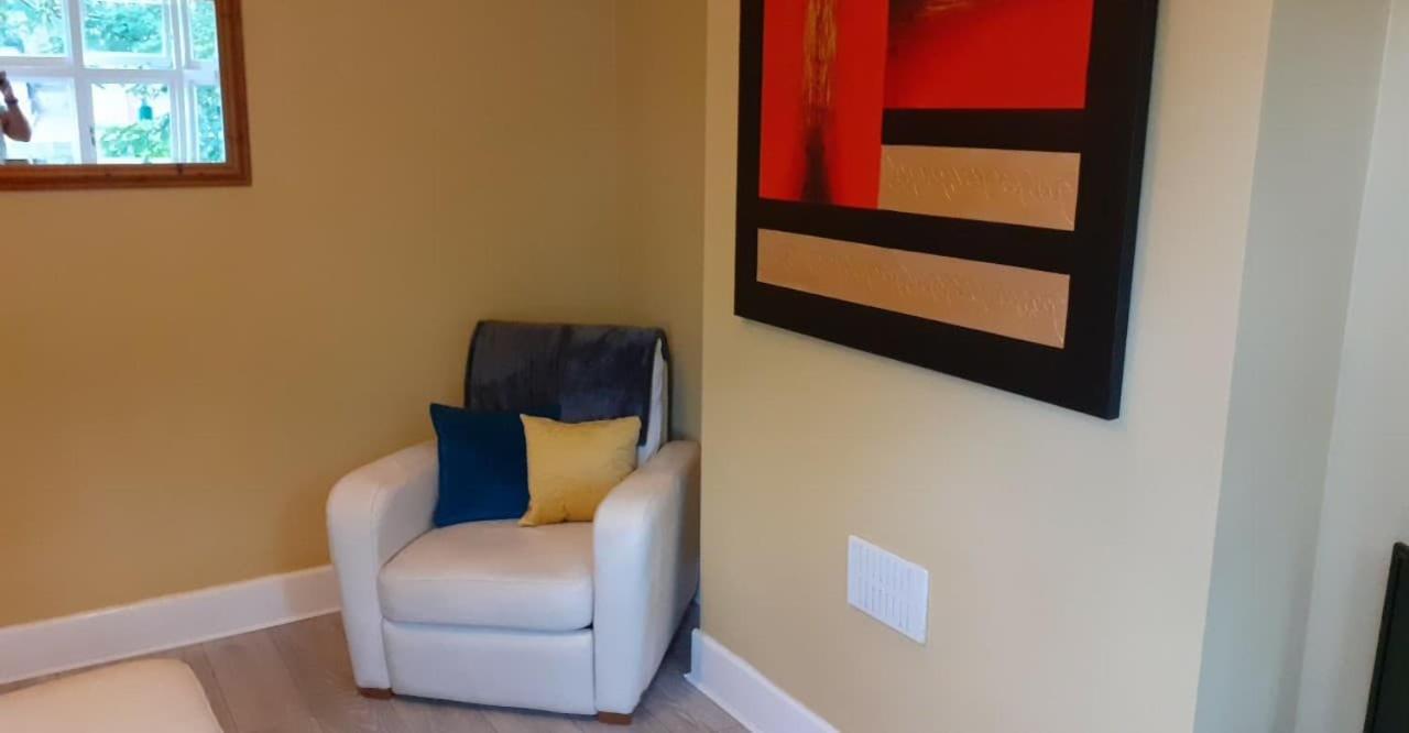 Villa Perry Road, Beautiful Large House Available For Guests And Contractors Parking Wifi Nottingham Exterior foto